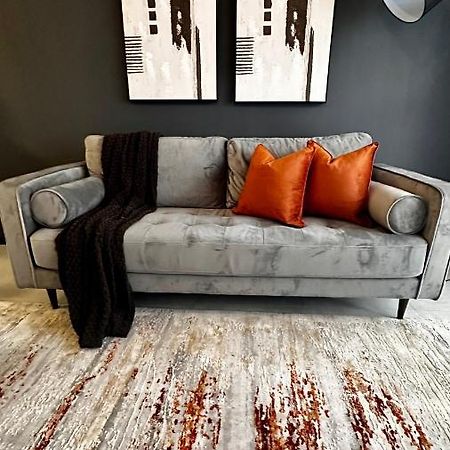 Stylish Executive Apartment With Power Backup Johannesburg Eksteriør billede