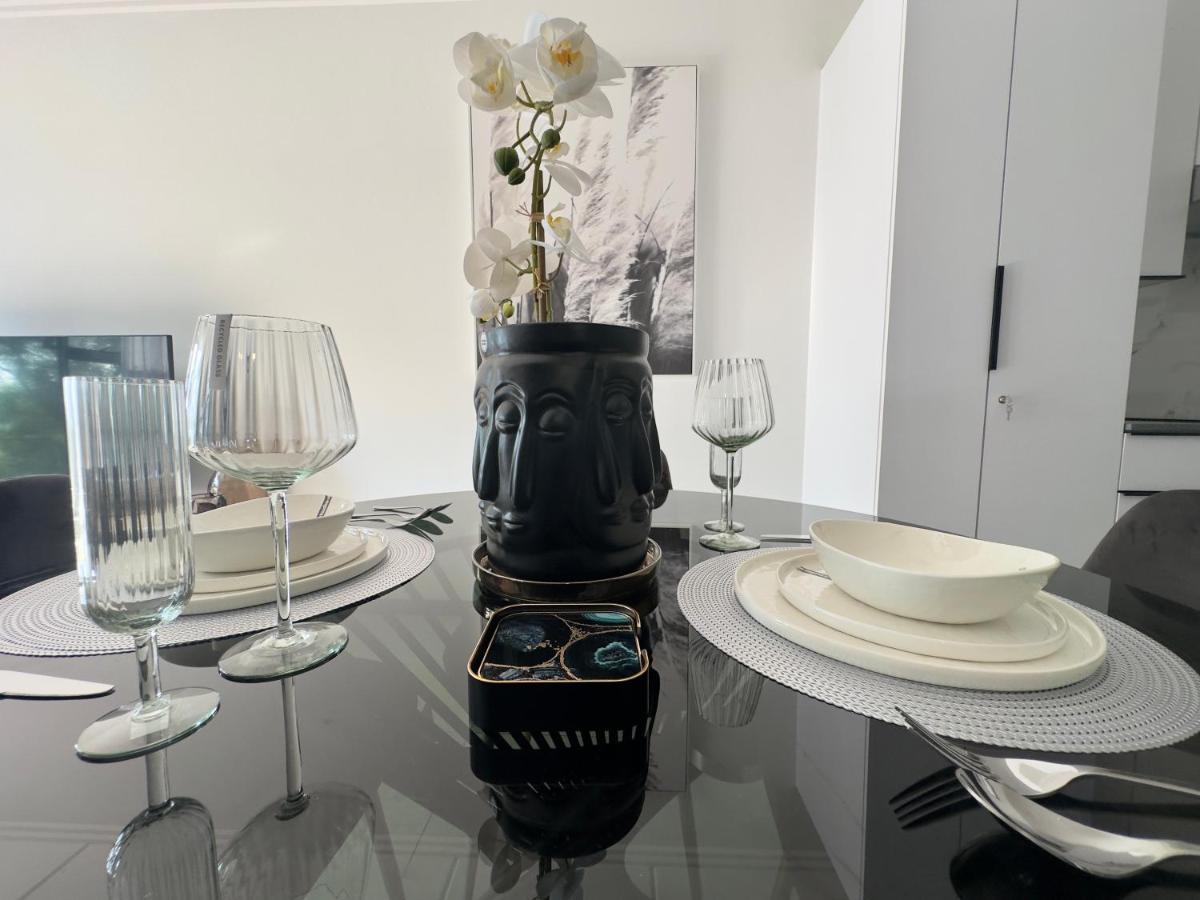 Stylish Executive Apartment With Power Backup Johannesburg Eksteriør billede