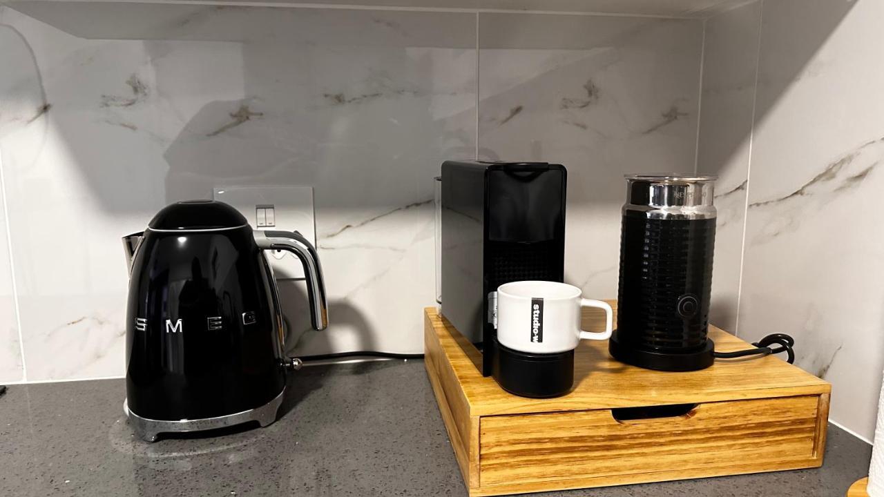 Stylish Executive Apartment With Power Backup Johannesburg Eksteriør billede