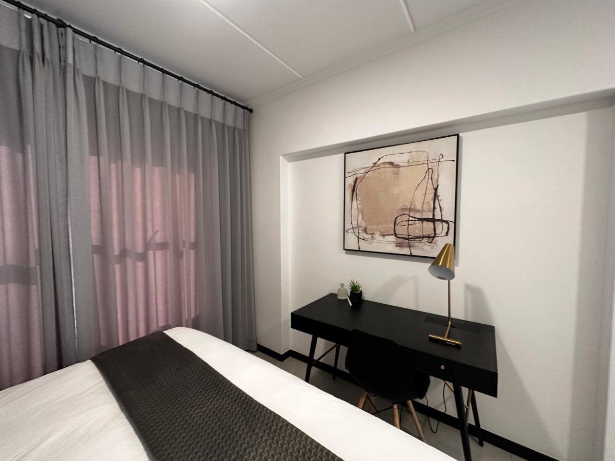 Stylish Executive Apartment With Power Backup Johannesburg Eksteriør billede